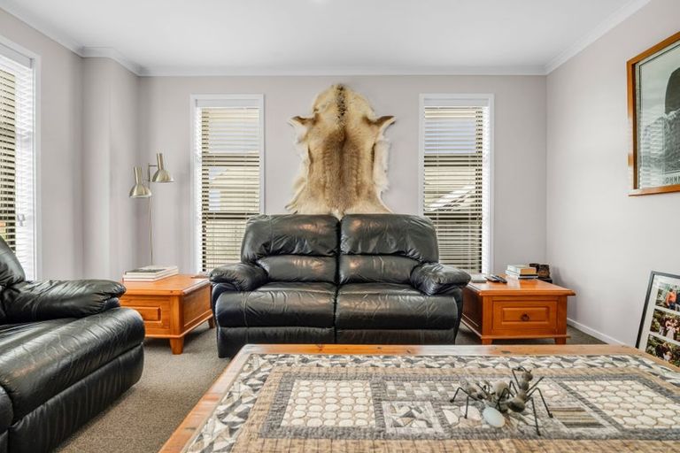 Photo of property in 12 Costello Drive, Ngatea, 3503