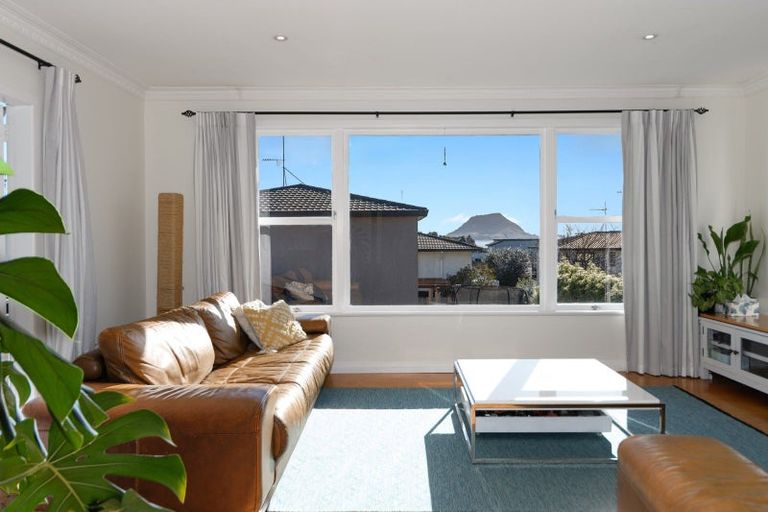 Photo of property in 22 Seaview Road, Otumoetai, Tauranga, 3110