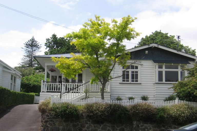 Photo of property in 26 Woodford Road, Mount Eden, Auckland, 1024