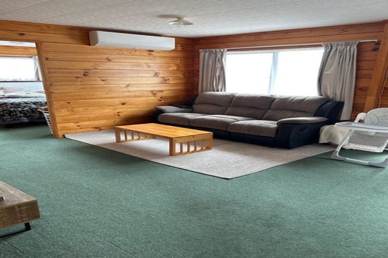 Photo of property in 1/137 Rosier Road, Glen Eden, Auckland, 0602