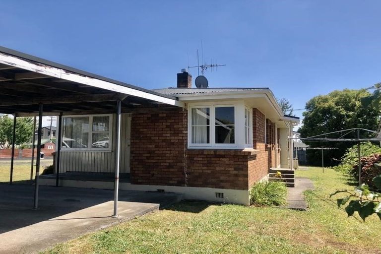 Photo of property in 1a Christie Street, Forest Lake, Hamilton, 3200