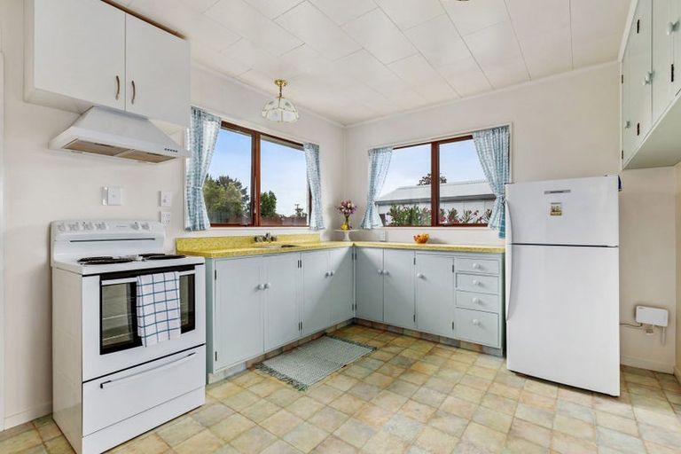 Photo of property in 4 Chamberlain Road, Masterton, 5810