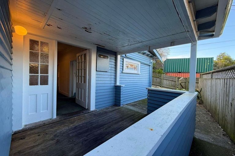 Photo of property in 76 Aro Street, Aro Valley, Wellington, 6021