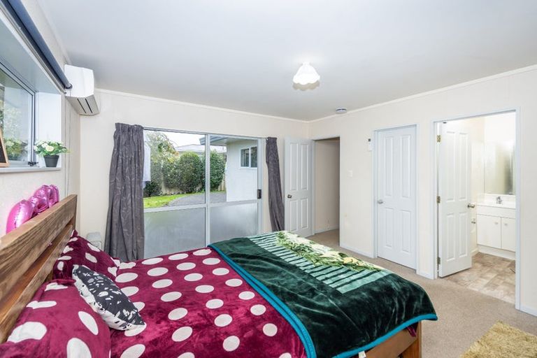 Photo of property in 34 Macmurdo Avenue, Glenview, Hamilton, 3206