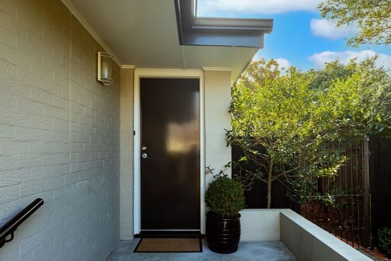 Photo of property in 6 Wroxton Terrace, Merivale, Christchurch, 8014