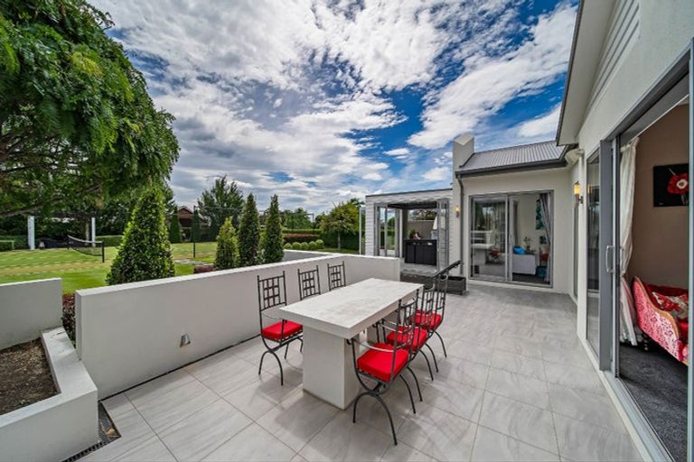 Photo of property in 11 Frisby Drive, West Melton, 7618