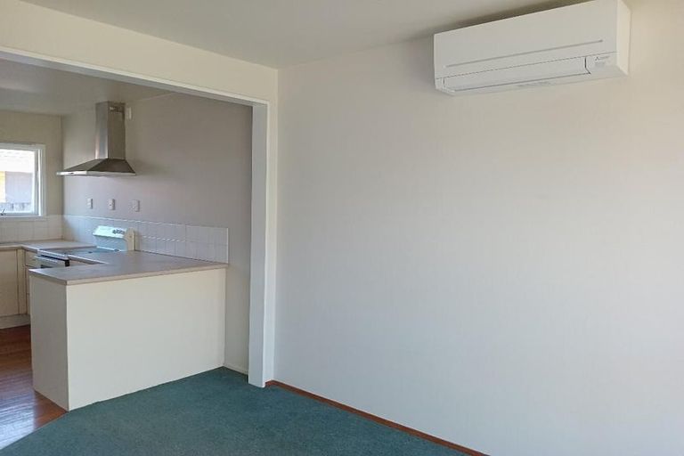 Photo of property in 2/9 Division Street, Riccarton, Christchurch, 8041