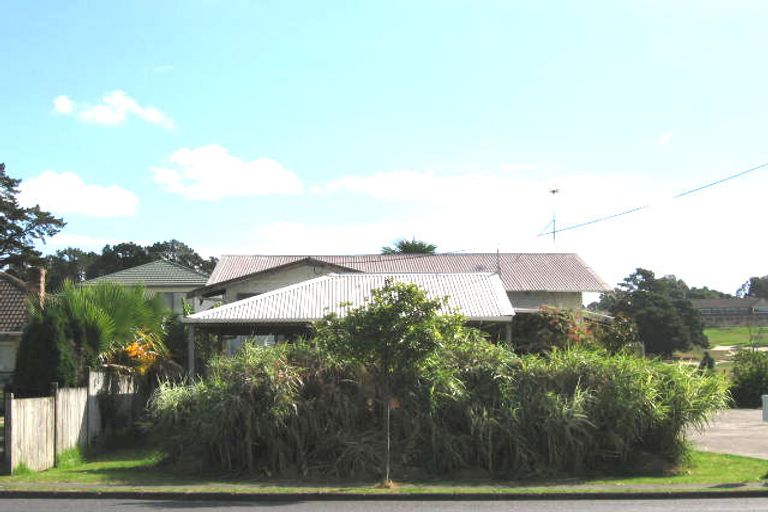 Photo of property in 2/119 Portage Road, New Lynn, Auckland, 0600