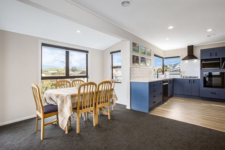 Photo of property in 280 Maungaraki Road, Maungaraki, Lower Hutt, 5010