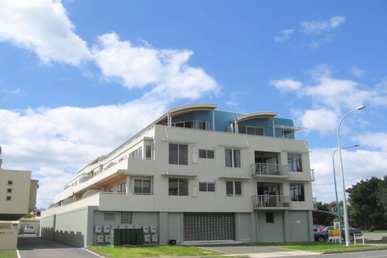 Photo of property in Salisbury Crown, 1/7 Salisbury Avenue, Mount Maunganui, 3116