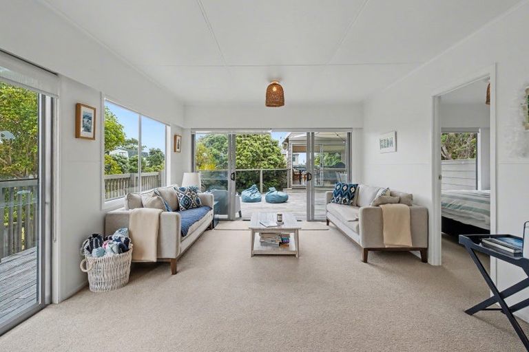 Photo of property in 221 Tangiora Avenue, Whangapoua, Coromandel, 3582