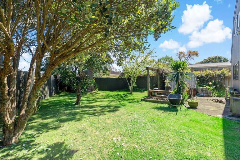Photo of property in 25 Esperanto Road, Papatoetoe, Auckland, 2025