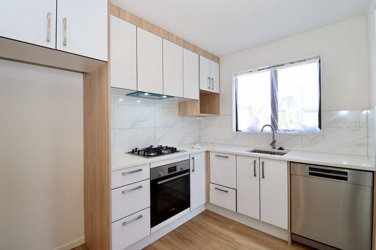 Photo of property in 7d Pinehurst Place, Wattle Downs, Auckland, 2103