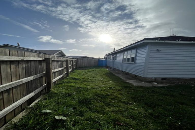 Photo of property in 59 Tiro Tiro Road, Levin, 5510