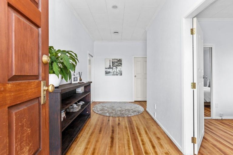 Photo of property in 209 Riverslea Road South, Akina, Hastings, 4122