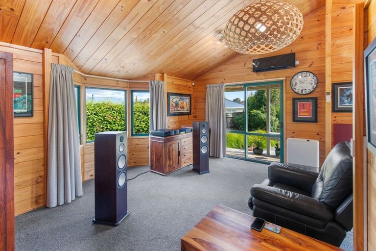 Photo of property in 21a Easton Way, Levin, 5510