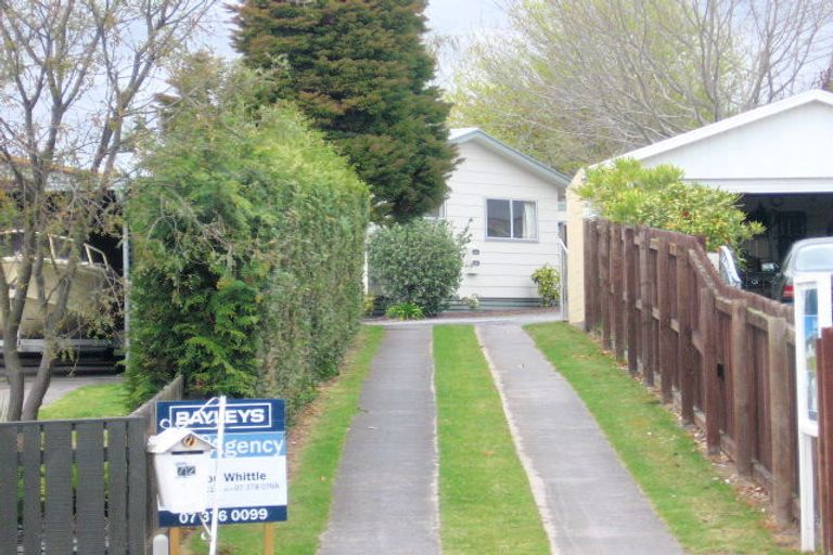 Photo of property in 72 Richmond Avenue, Richmond Heights, Taupo, 3330