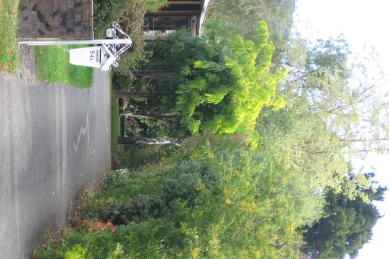 Photo of property in 1/54 Heretaunga Square, Silverstream, Upper Hutt, 5019