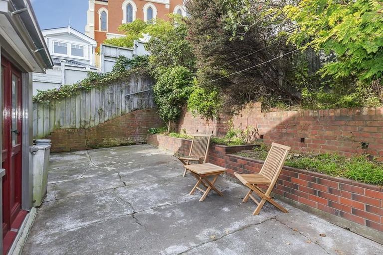 Photo of property in 46 Mcfarlane Street, Mount Victoria, Wellington, 6011