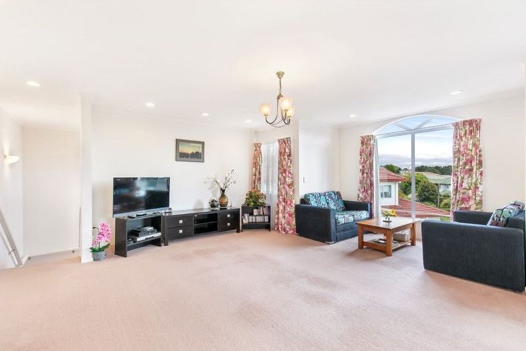 Photo of property in 52 Velma Road, Hillcrest, Auckland, 0627