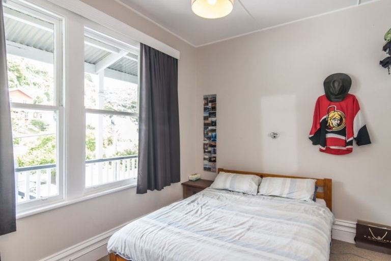 Photo of property in 2 Adams Terrace, Aro Valley, Wellington, 6021