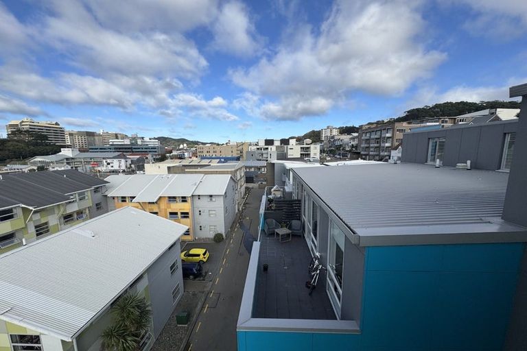 Photo of property in 6a/1 Hanson Street, Mount Cook, Wellington, 6021