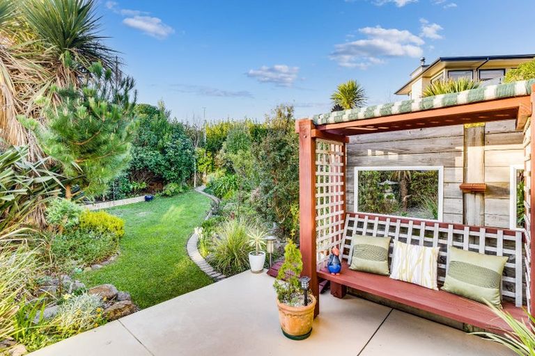 Photo of property in 6 Muriwai Drive, Diamond Harbour, Lyttelton, 8971