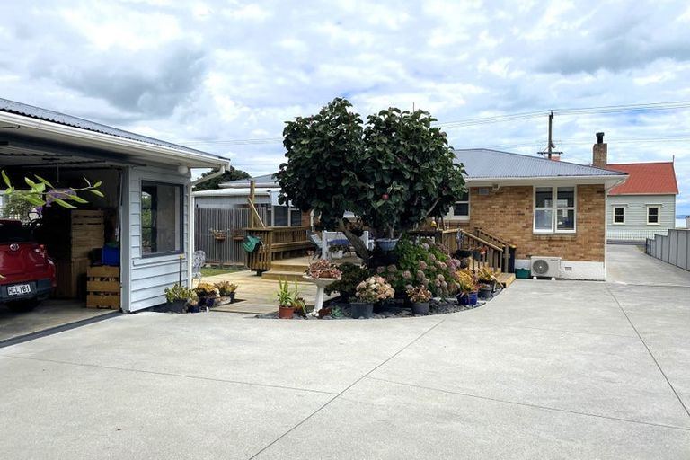 Photo of property in 720 Tararu Sh25 Road, Thames, 3500