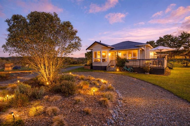 Photo of property in 306 West Coast Road, Makarau, Warkworth, 0984