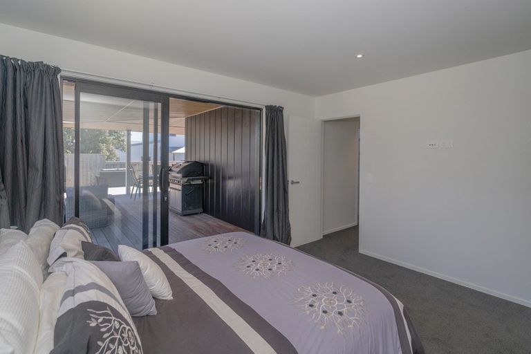 Photo of property in 51 Longreach Drive, Cooks Beach, Whitianga, 3591