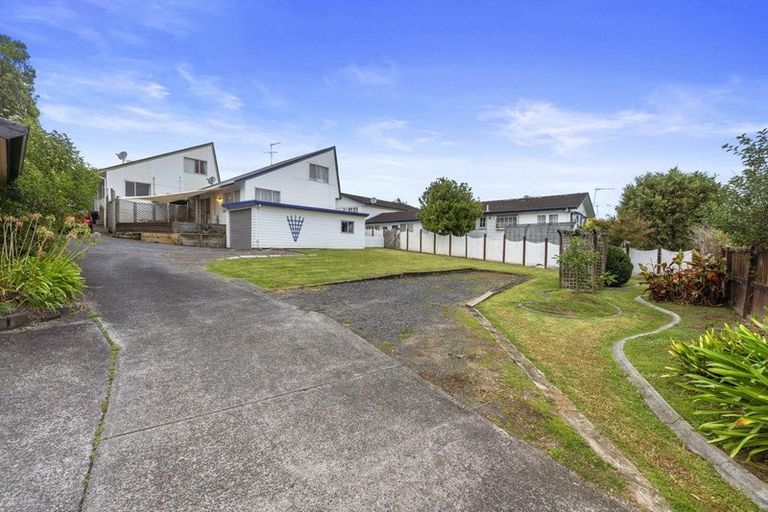 Photo of property in 1/116 Prince Regent Drive, Half Moon Bay, Auckland, 2012