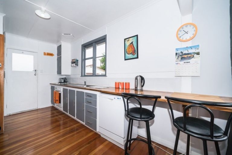 Photo of property in 29 Galway Avenue, Hokowhitu, Palmerston North, 4410