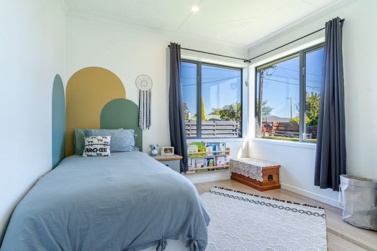 Photo of property in 41 Park Street, Winton, 9720