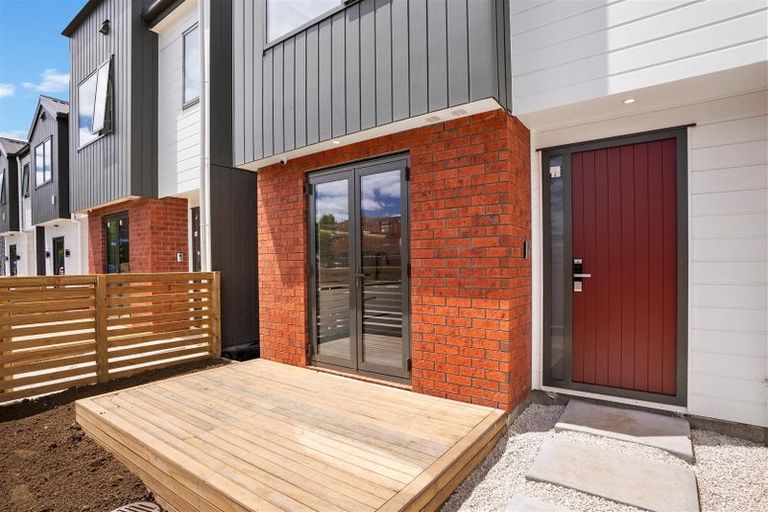 Photo of property in 12 Corporal Street, Papakura, 2110