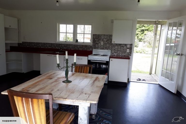 Photo of property in 1199 State Highway 16, Waimauku, 0883