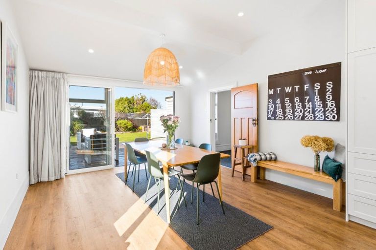 Photo of property in 55 Hargest Crescent, Saint Kilda, Dunedin, 9012