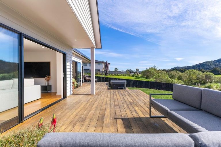 Photo of property in 29 Josh Road, Huapai, Kumeu, 0810