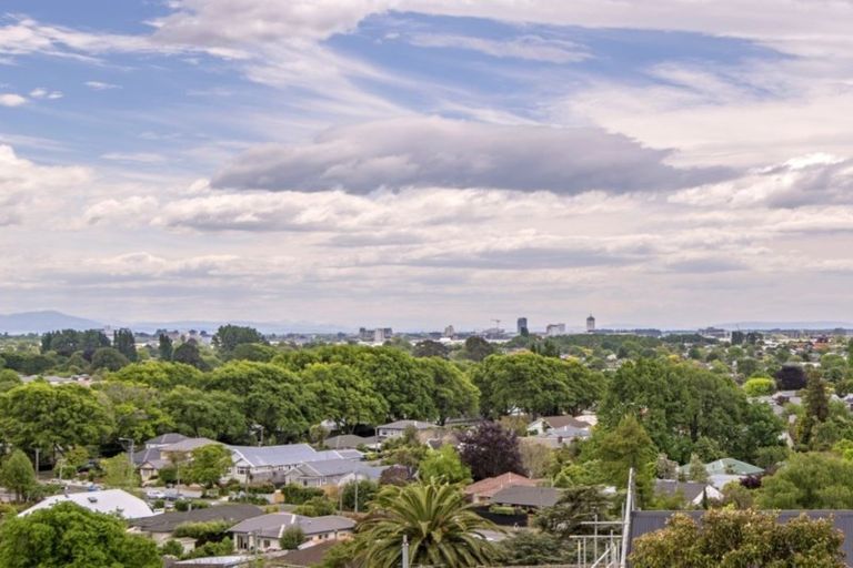 Photo of property in 23a Overdale Drive, Cashmere, Christchurch, 8022