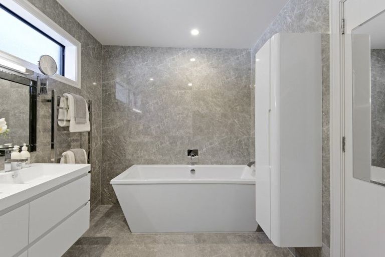 Photo of property in 37 Penruddock Rise, Westmorland, Christchurch, 8025