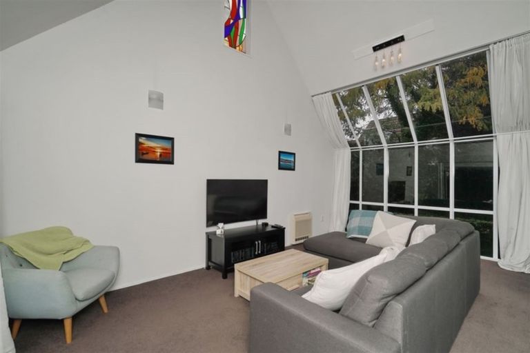 Photo of property in 1/28b Poulton Avenue, Richmond, Christchurch, 8013