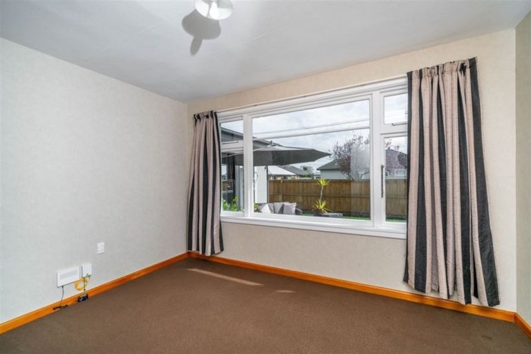 Photo of property in 18 Fatima Street, Redwood, Christchurch, 8051
