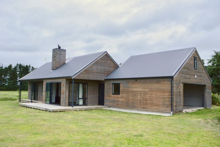 Photo of property in 2716 South Eyre Road, Eyrewell, Rangiora, 7476