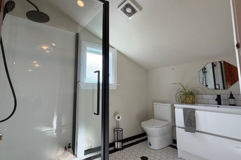 Photo of property in 29 Dahlia Street, Palmerston North, 4410