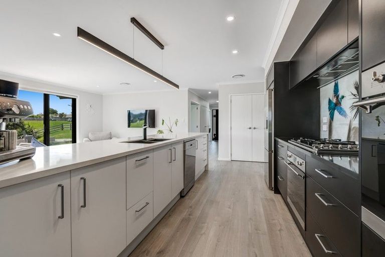 Photo of property in 22 Awatiro Drive, Kaukapakapa, 0871