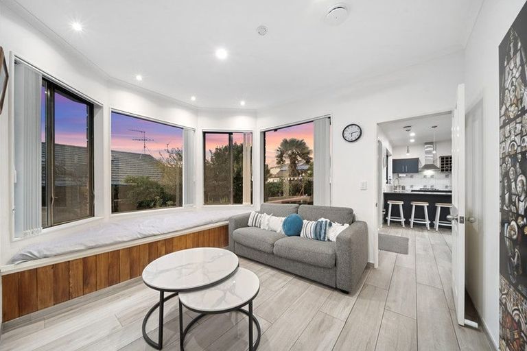 Photo of property in 7 Lamia Place, The Gardens, Auckland, 2105