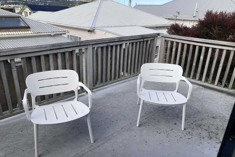 Photo of property in 50a Freyberg Street, Lyall Bay, Wellington, 6022