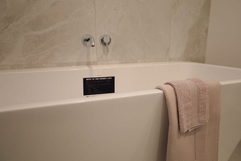 Photo of property in 60 Atlantic Drive, Fitzherbert, Palmerston North, 4410