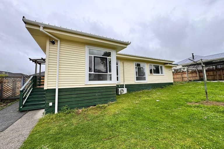 Photo of property in 3 Applewood Drive, Henderson, Auckland, 0612