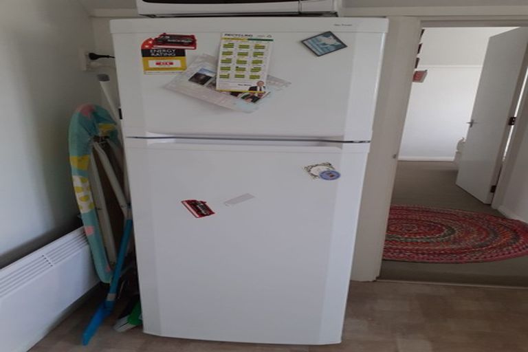 Photo of property in 210 Rintoul Street, Berhampore, Wellington, 6023