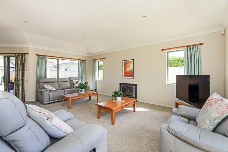 Photo of property in 12 Pinotage Drive, Greenmeadows, Napier, 4112